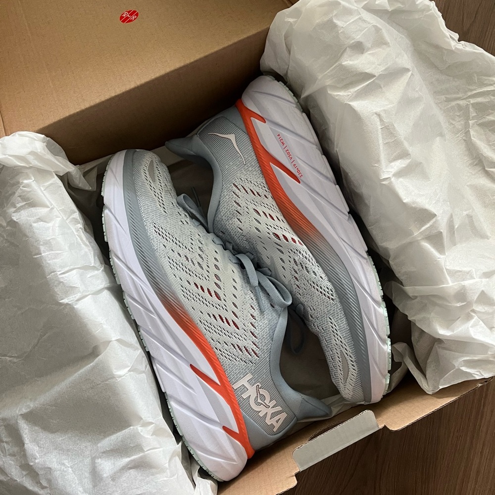 Clifton 8 Hoka